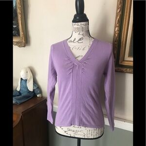 Studio C Lavender Ribbed V-Neck Stretchy Top S